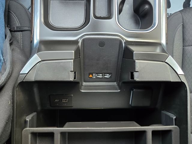 Used 2025 GMC Sierra 1500 Elevation image 32