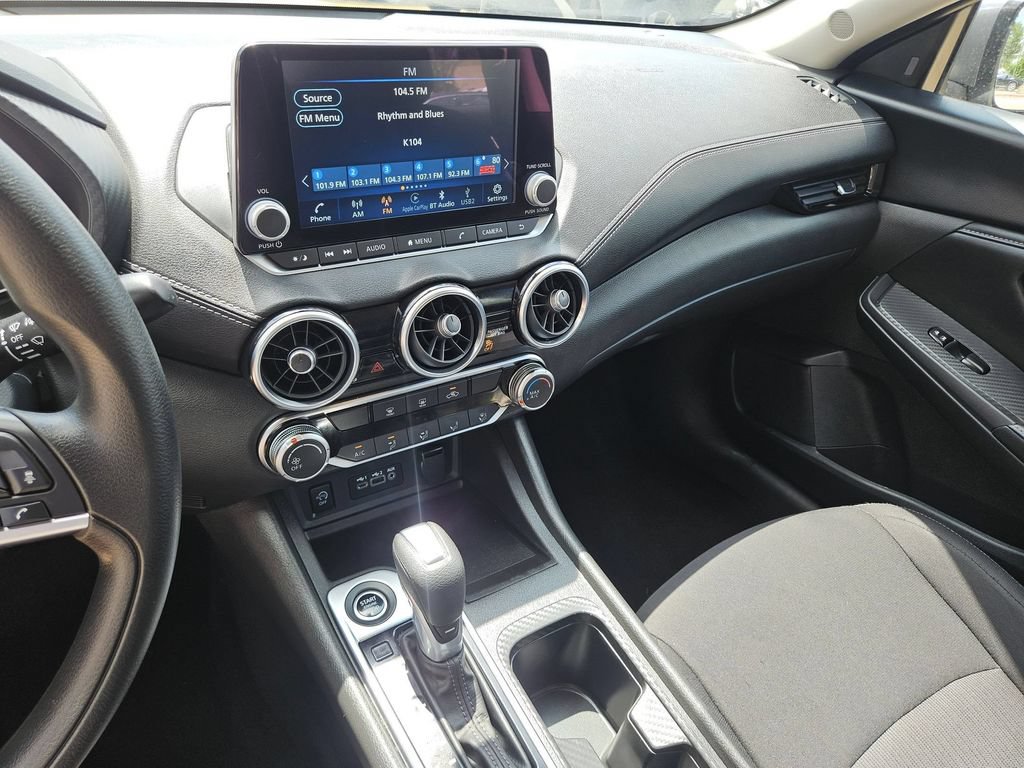 Used 2025 Nissan Sentra SV FWD image 19
