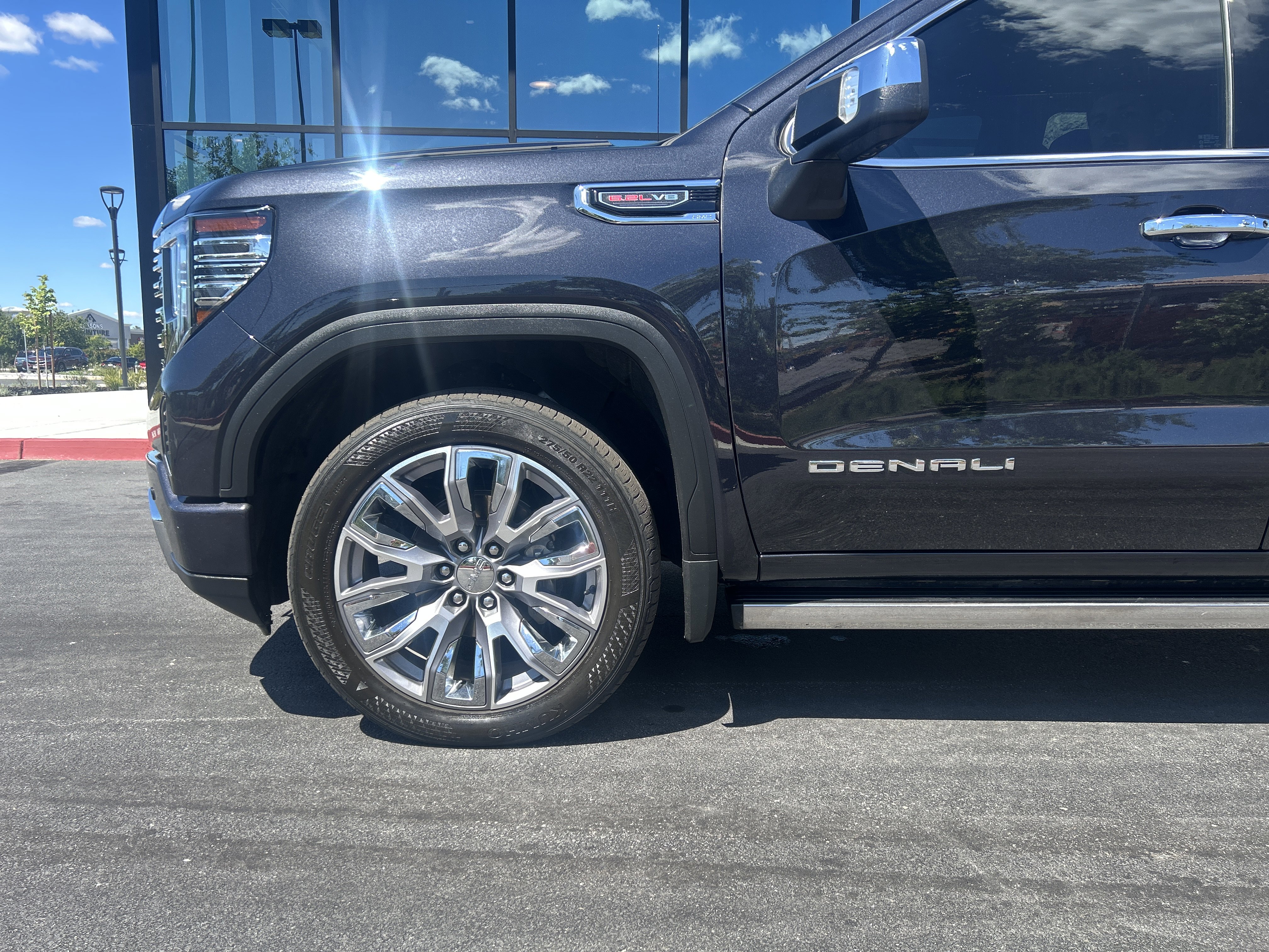 Used 2023 GMC Sierra 1500 Denali AWD/4WD image 12