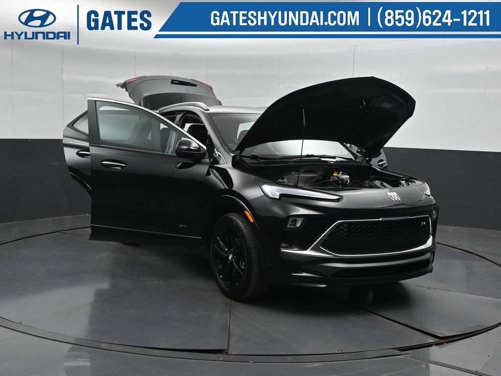 Used 2025 Buick Encore GX Sport Touring FWD image 52