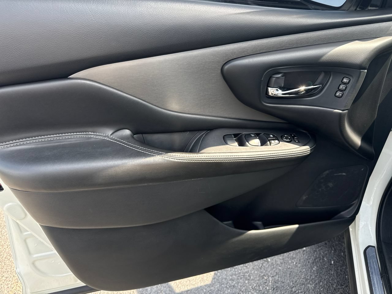 Used 2019 Nissan Murano SL AWD/4WD image 17