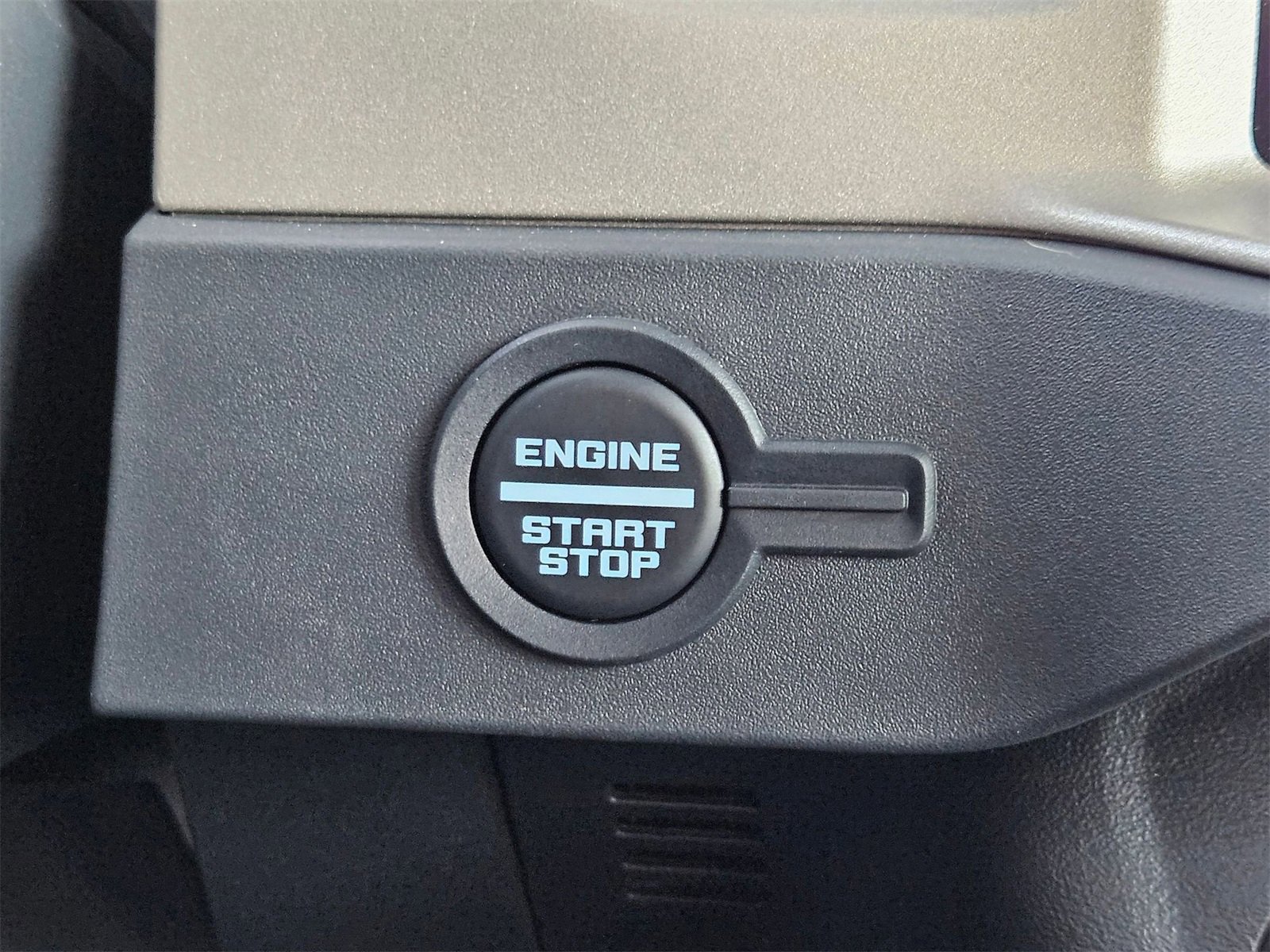 New 2025 Ford Bronco Outer Banks w/ Sasquatch Package image 16