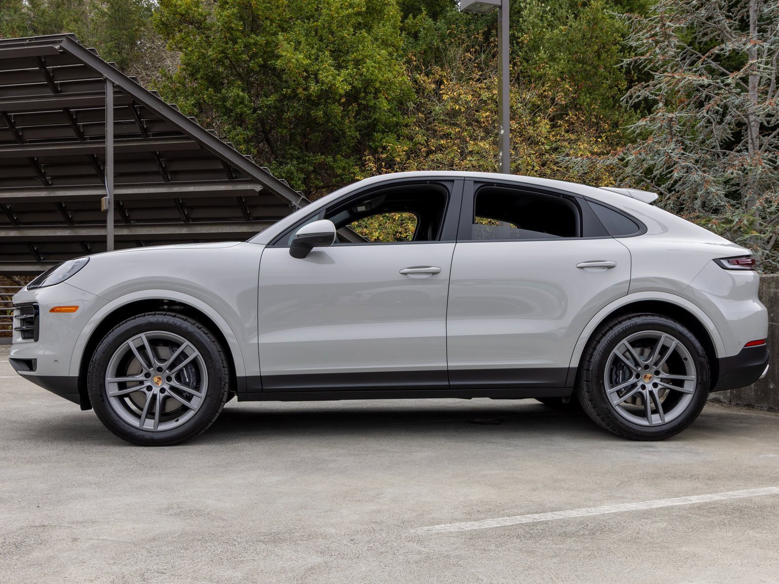 New 2026 Porsche Cayenne Coupe image 2