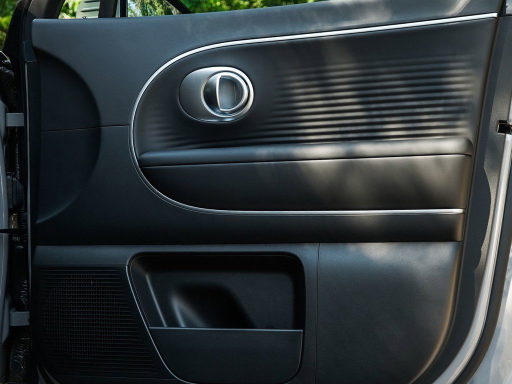 New 2026 Hyundai Ioniq 9 SEL image 9