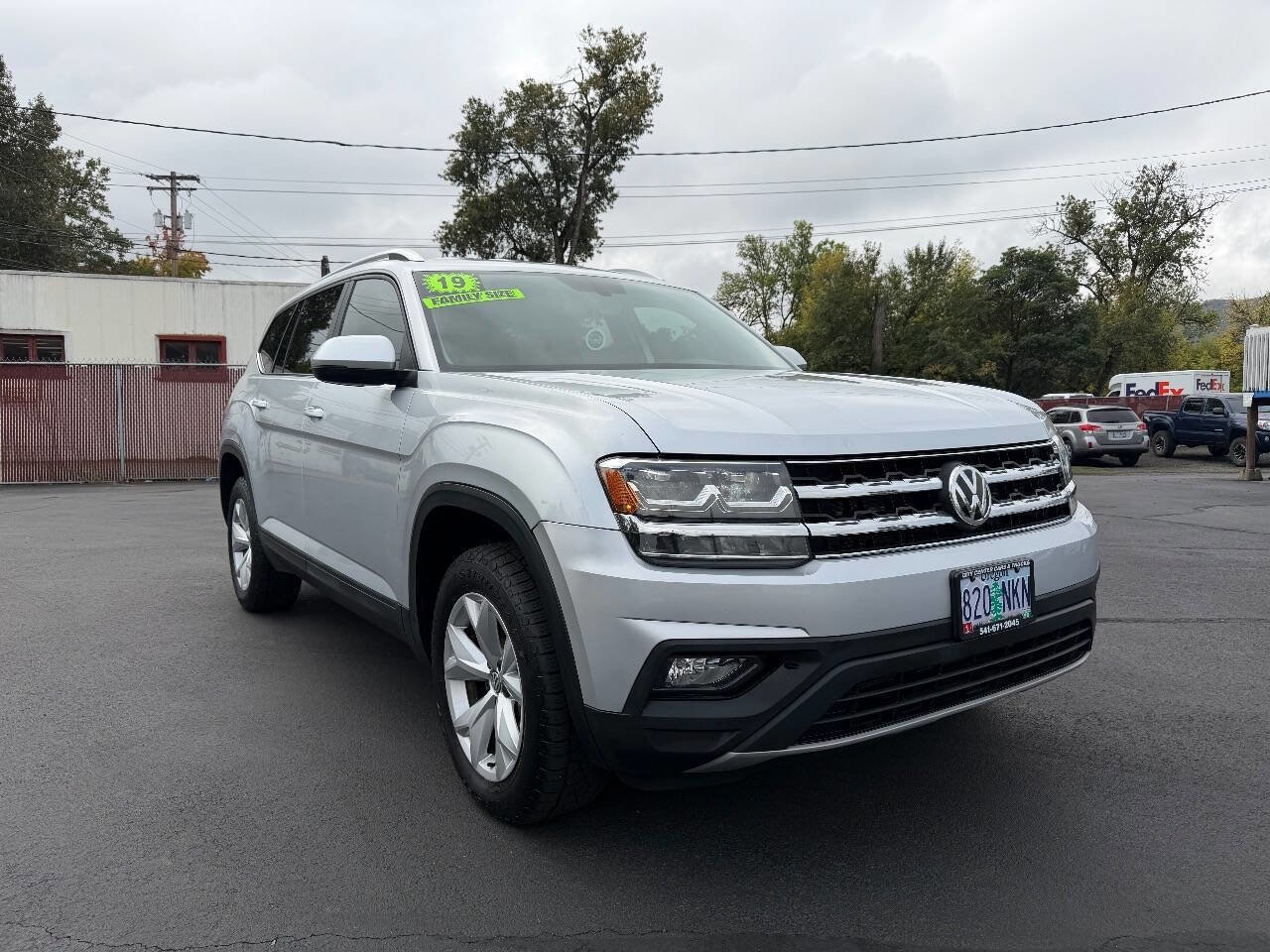 Used 2019 Volkswagen Atlas SE image 2