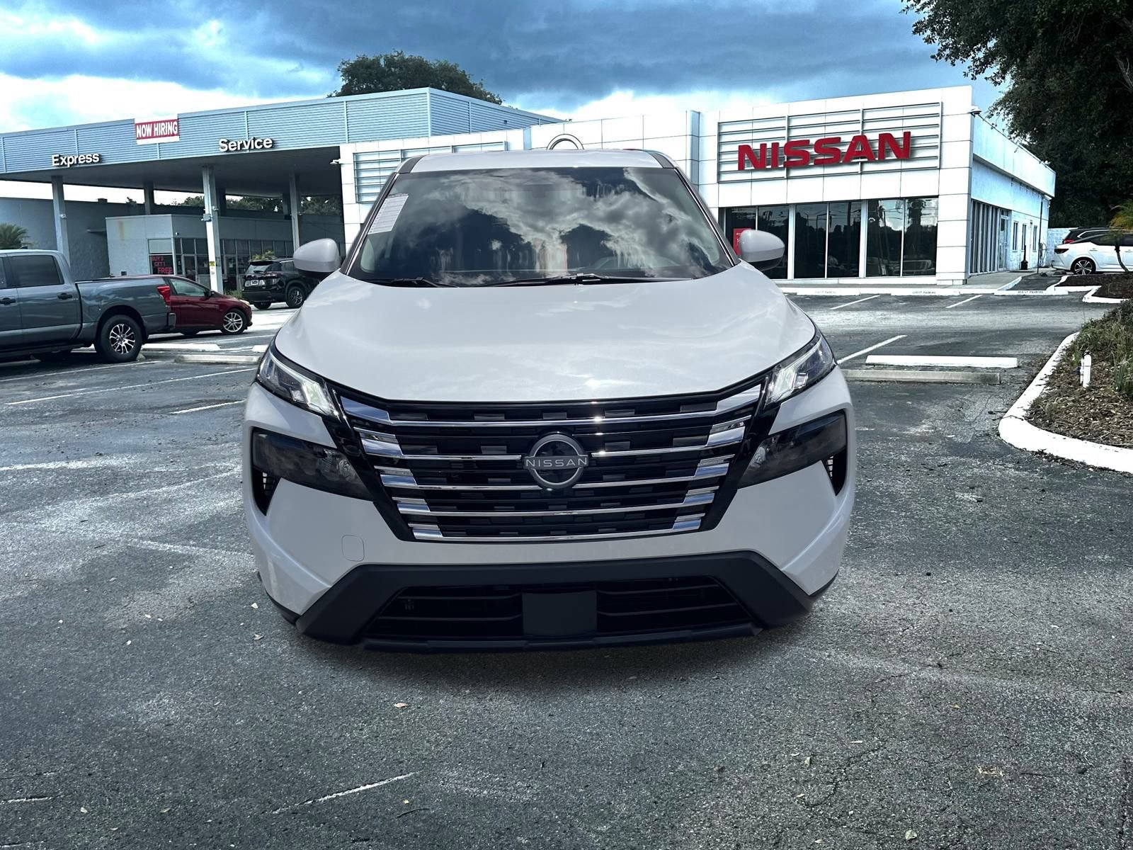 New 2026 Nissan Rogue SV image 9