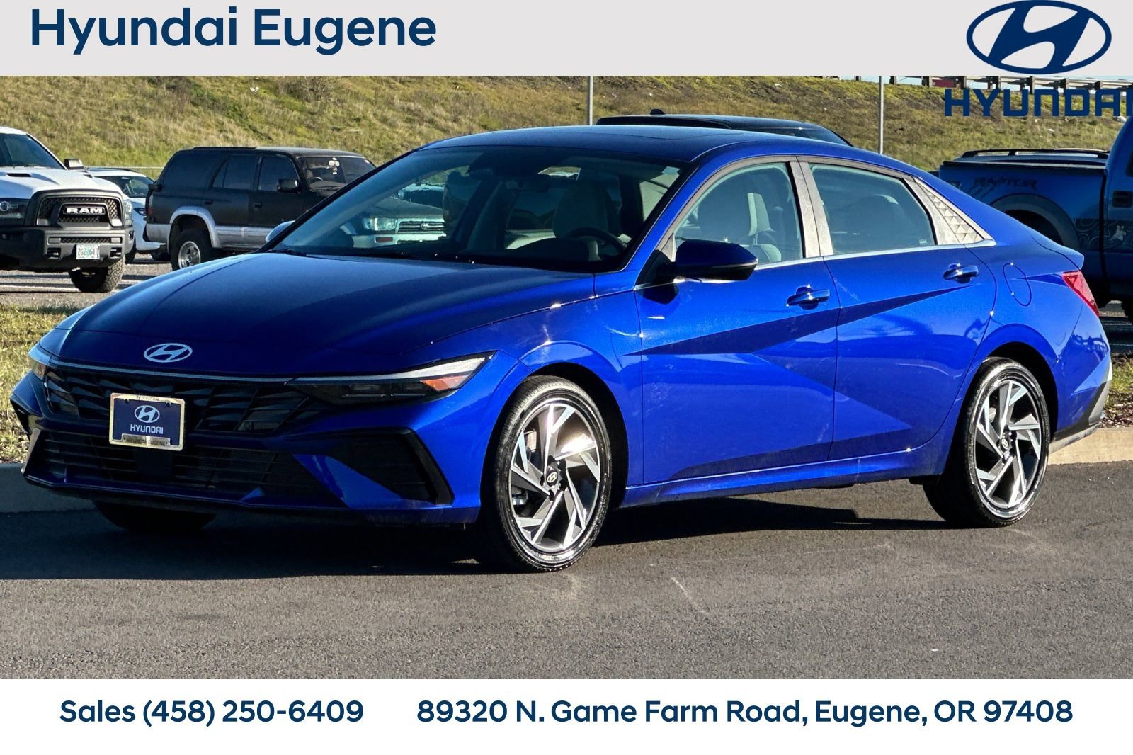 Used 2025 Hyundai Elantra Limited w/ Cargo Package image 9