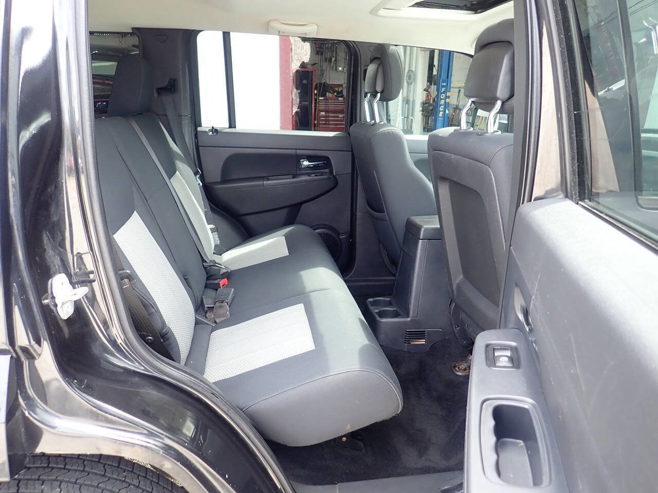 Used 2010 Jeep Liberty Sport w/ Popular Equipment Group image 25