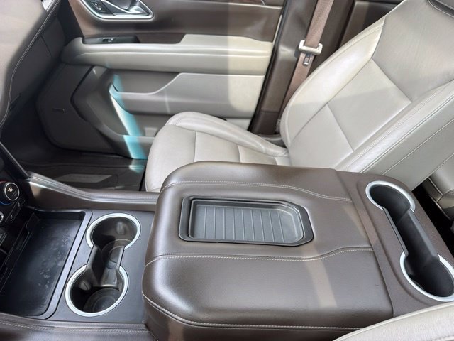 Used 2021 Chevrolet Tahoe Z71 w/ Z71 Signature Package AWD/4WD image 28