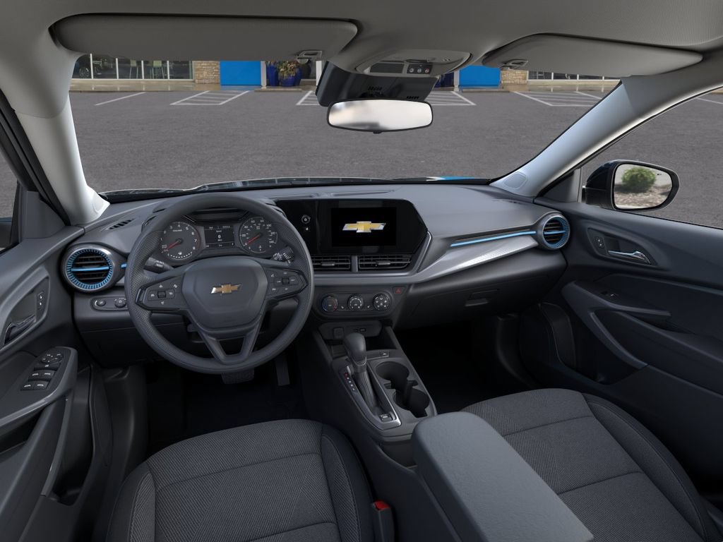 New 2026 Chevrolet Trax LS w/ LS Convenience Package FWD image 15