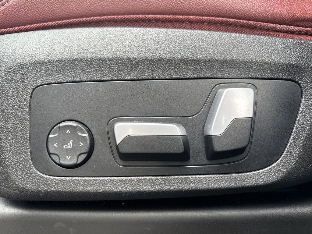 Used 2022 BMW X3 xDrive30i w/ Premium Package AWD/4WD image 12