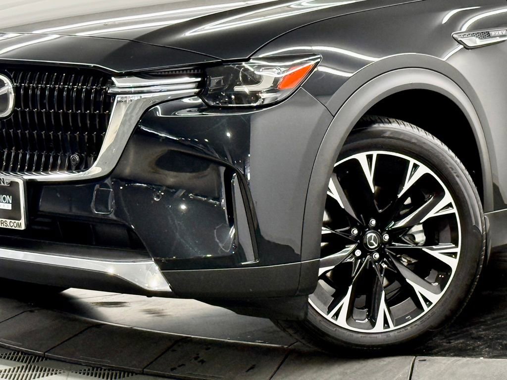 Used 2025 MAZDA CX-90 Plug-In Hybrid w/ Premium Plus image 4