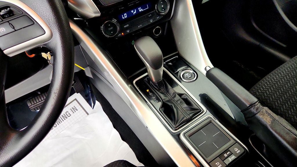 Used 2019 Mitsubishi Eclipse Cross AWD image 16