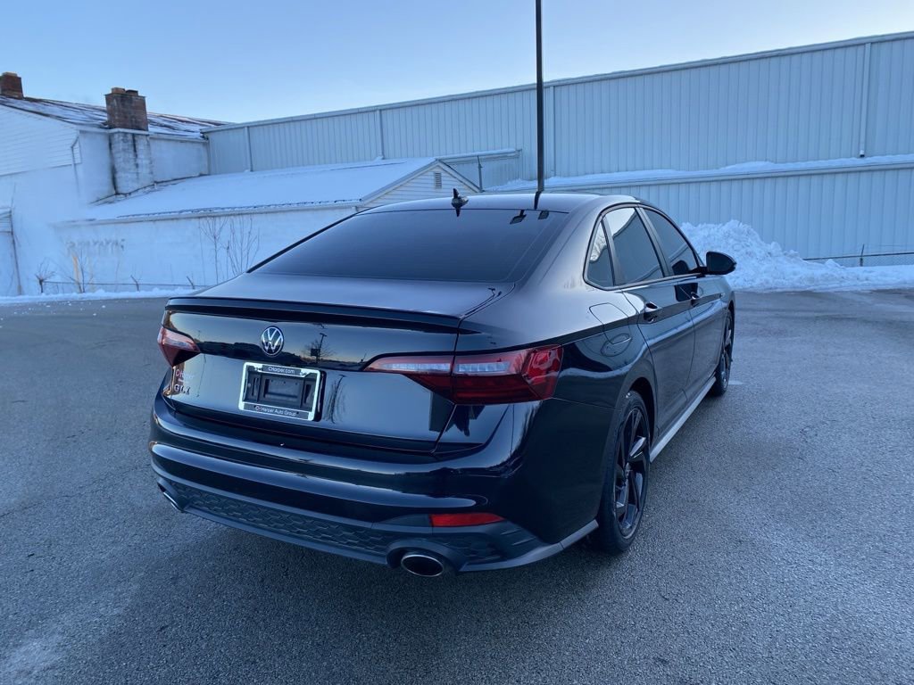 Used 2023 Volkswagen Jetta GLI Autobahn w/ GLI Black Package image 2