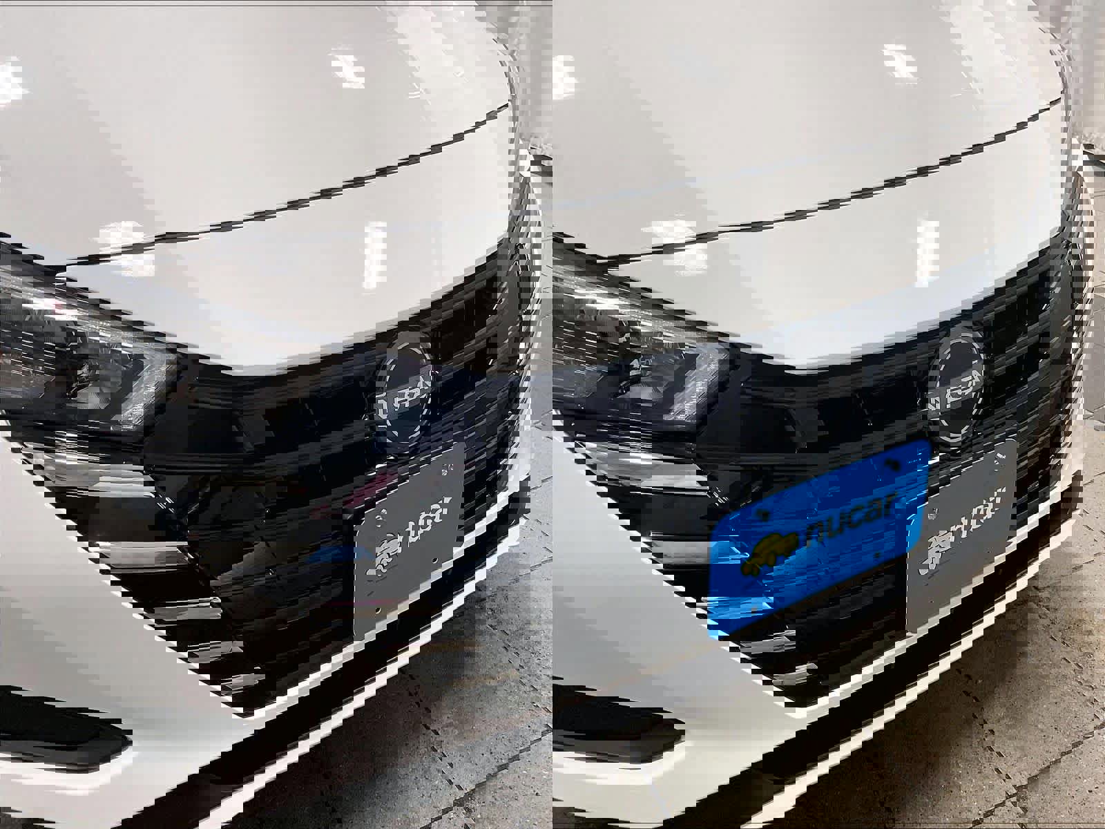 Used 2025 Nissan Versa S w/ Trunk Package image 30