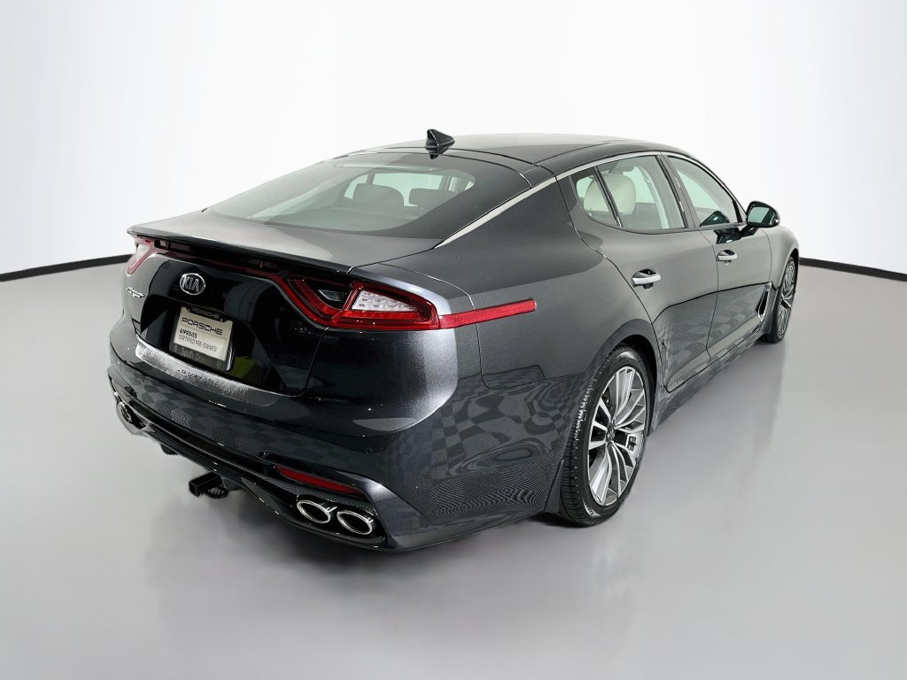 Used 2019 Kia Stinger Premium RWD image 9