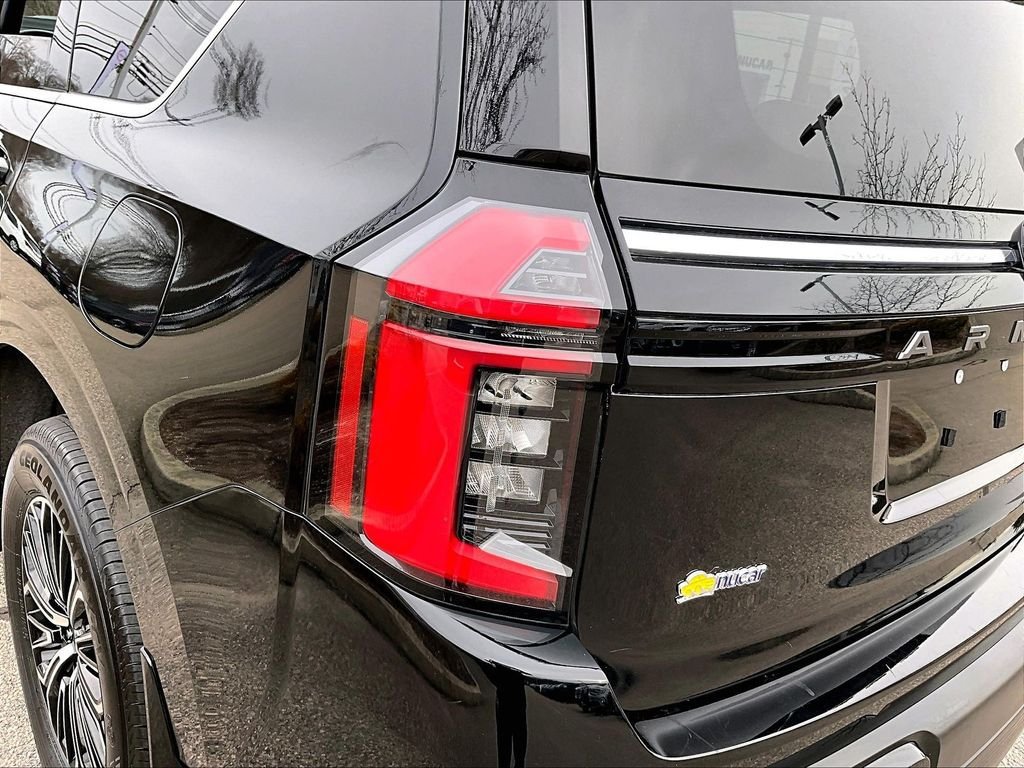 Certified 2025 Nissan Armada SL AWD/4WD image 32