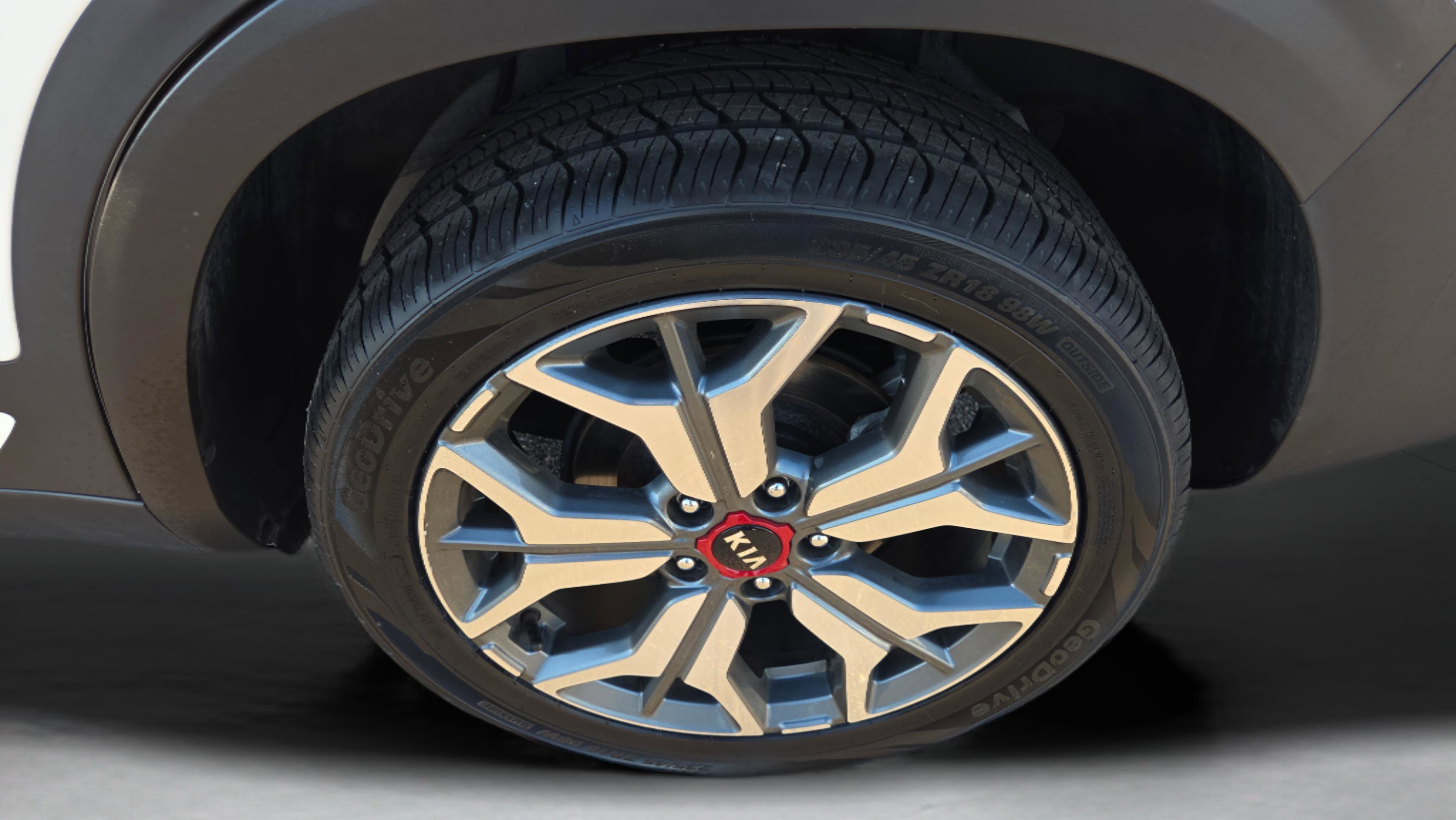 Used 2021 Kia Seltos SX image 33