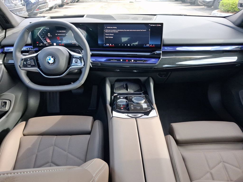Used 2026 BMW 540i xDrive AWD/4WD image 10