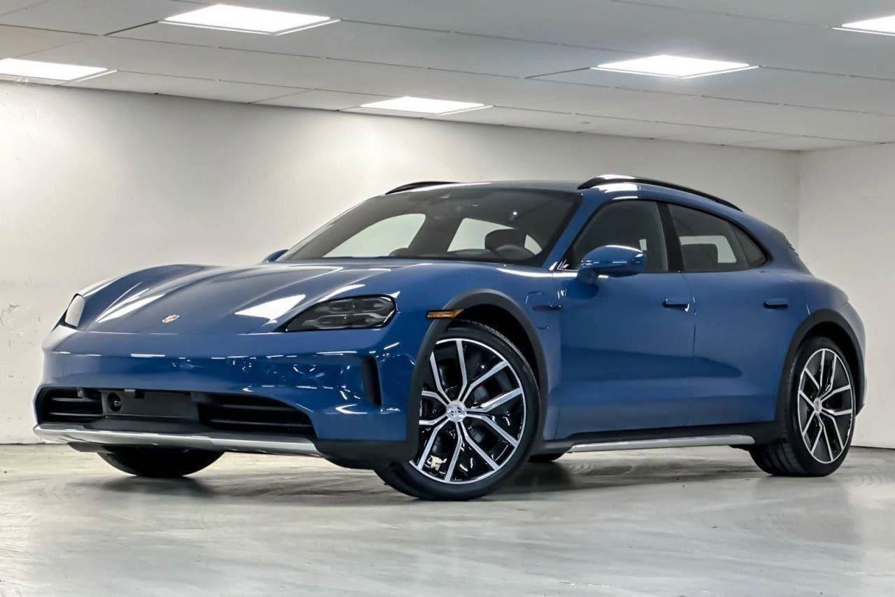 New 2025 Porsche Taycan 4S image 67