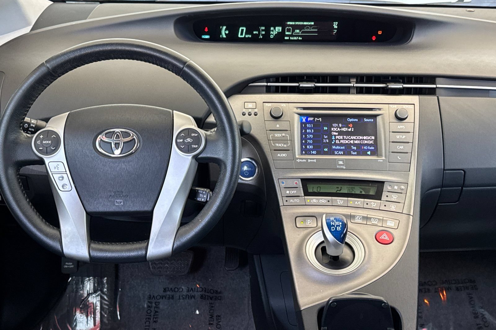 Used 2013 Toyota Prius Five FWD image 17