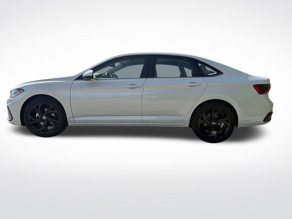 New 2026 Volkswagen Jetta SE FWD image 6