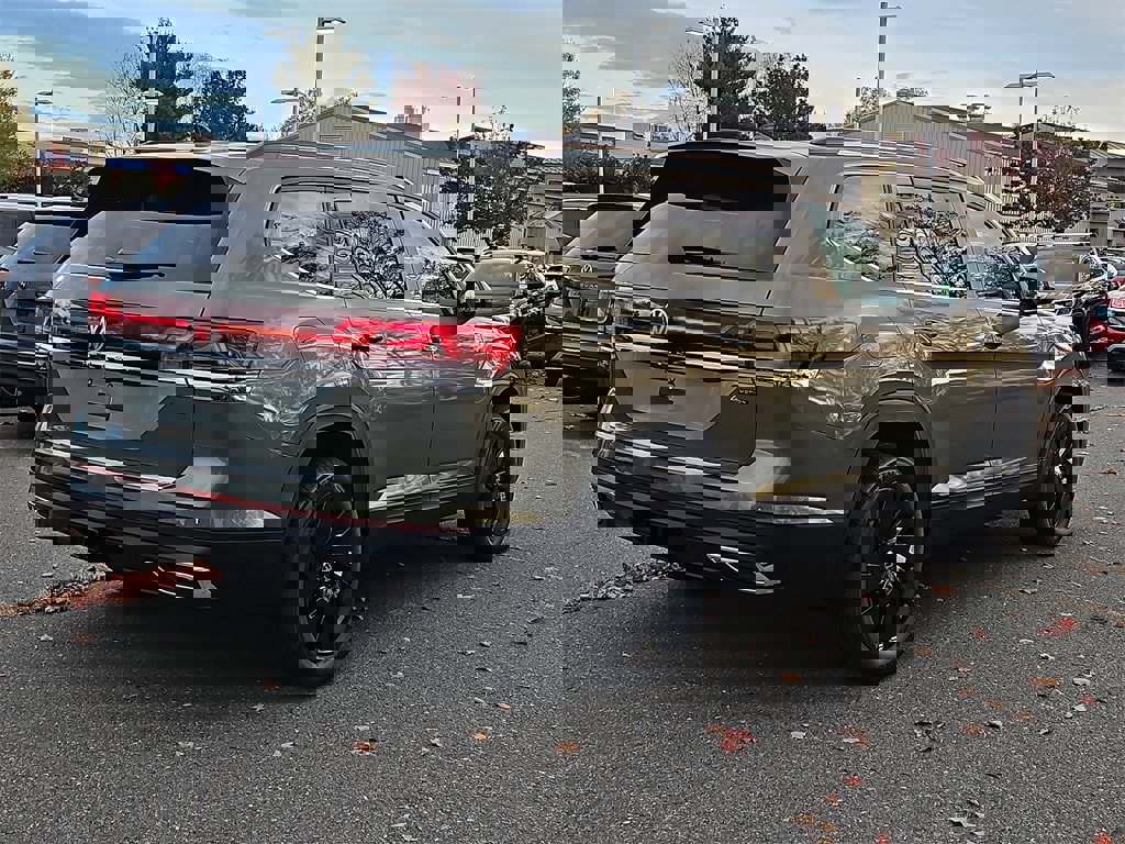 New 2026 Volkswagen Atlas SE image 3