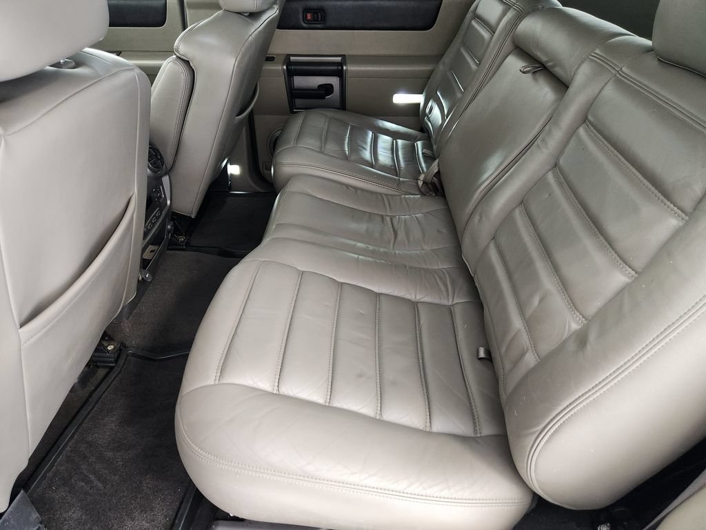 Used 2003 HUMMER H2 w/ Preferred Equipment Group AWD/4WD image 31