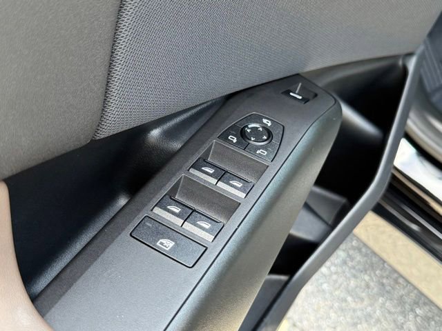 Used 2025 BMW X3 xDrive30i w/ M Sport Package AWD/4WD image 17
