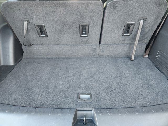 Used 2020 Chevrolet Traverse LT image 33