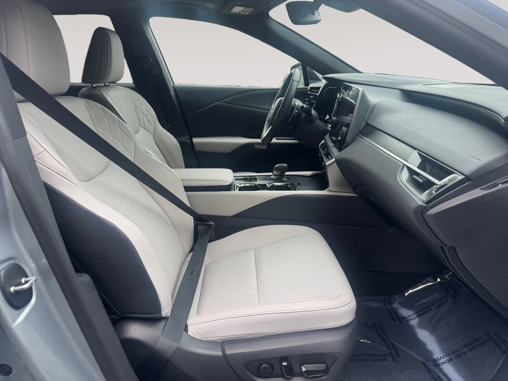 Used 2023 Lexus RX 350 Premium w/ Cold Area Package AWD/4WD image 15