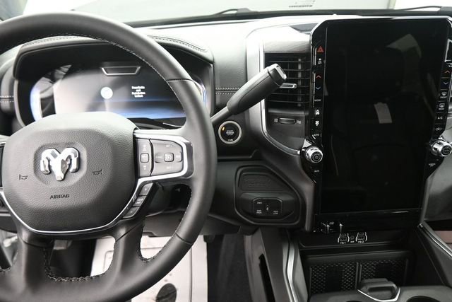 New 2026 RAM 3500 Laramie AWD/4WD image 29