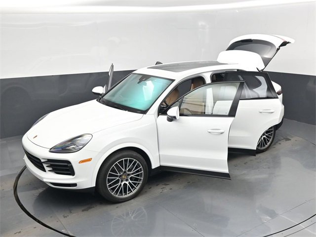 Used 2023 Porsche Cayenne S Platinum w/ Assistance Package image 68