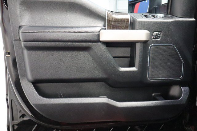 Used 2021 Ford F250 Lariat w/ Lariat Value Package AWD/4WD image 32