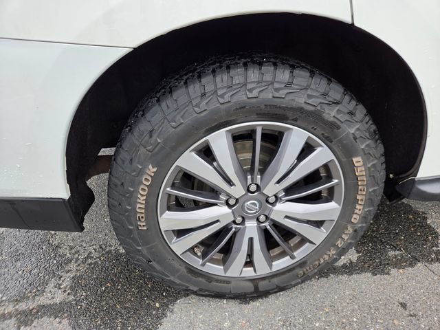 Used 2018 Nissan Pathfinder SV AWD/4WD image 33