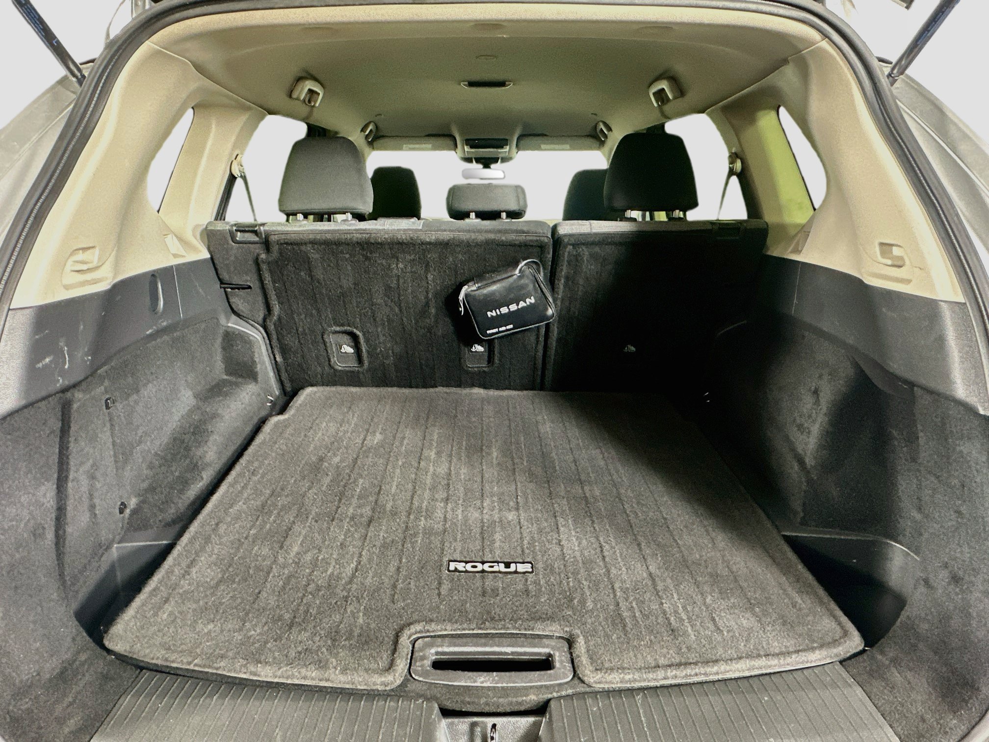 Used 2023 Nissan Rogue SV FWD image 28