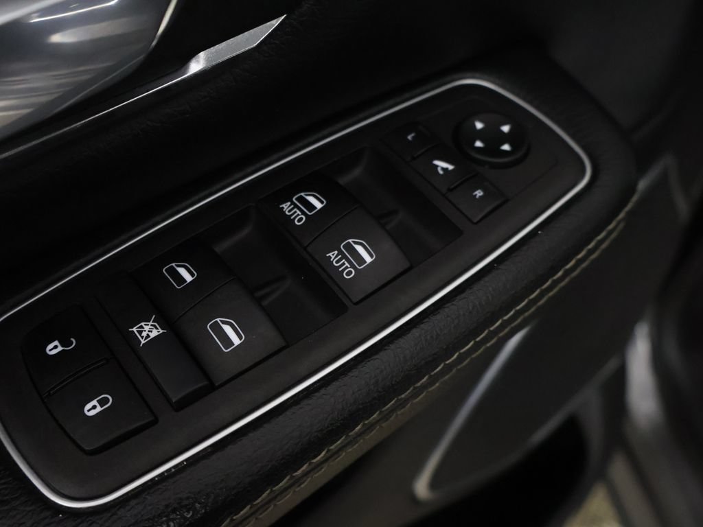 Used 2024 RAM 1500 Laramie RWD image 35