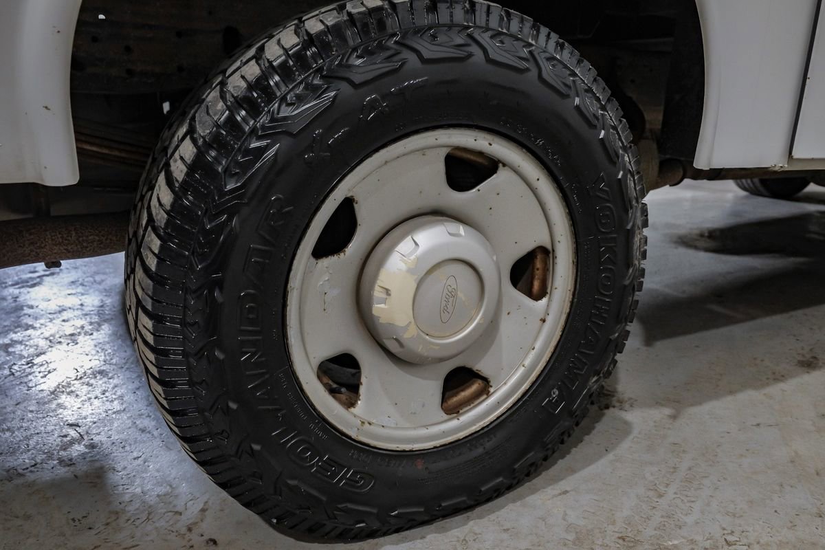 Used 2006 Ford F250 XL RWD image 34