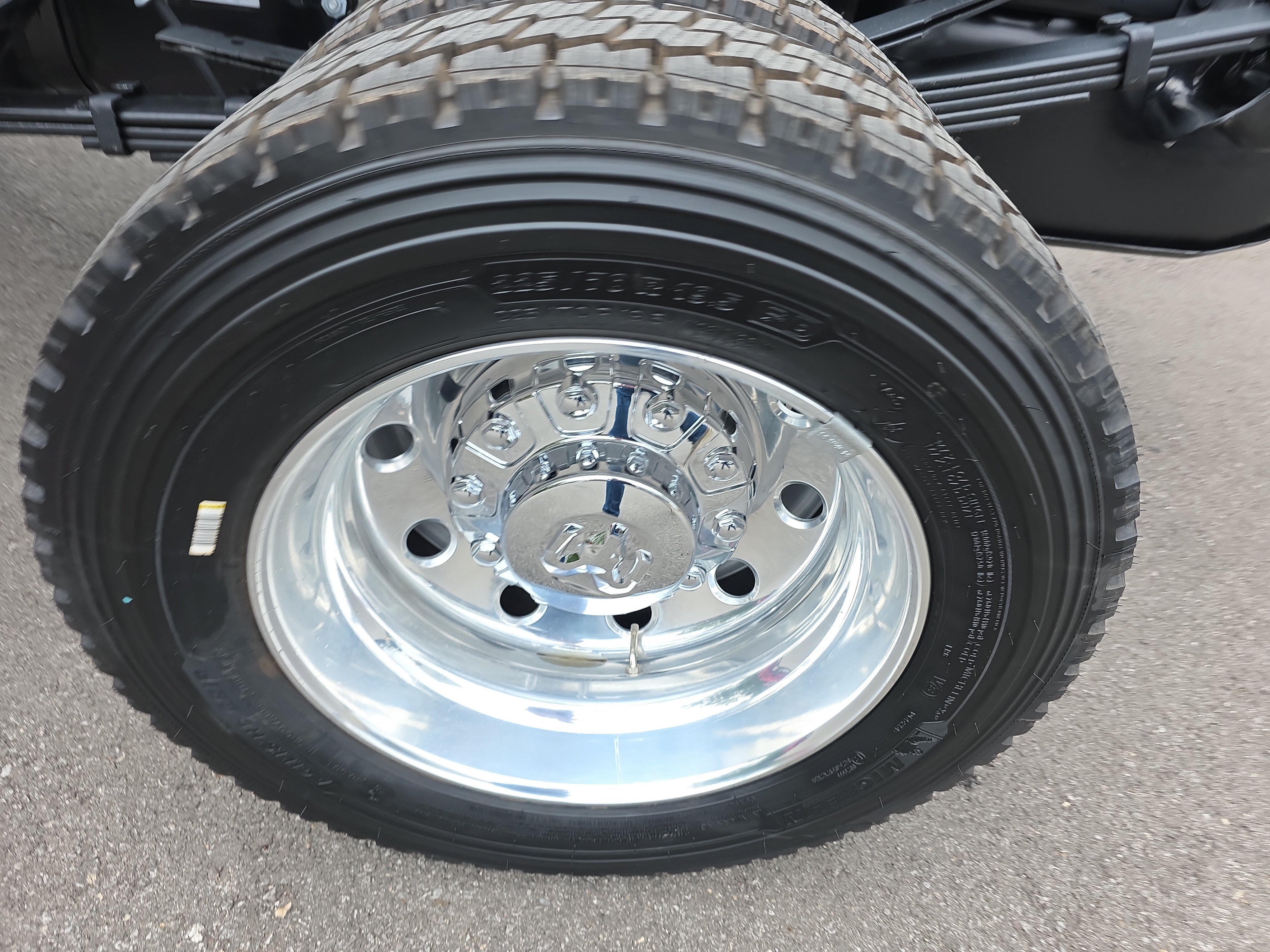 New 2027 RAM 5500 4x4 Crew Cab image 40