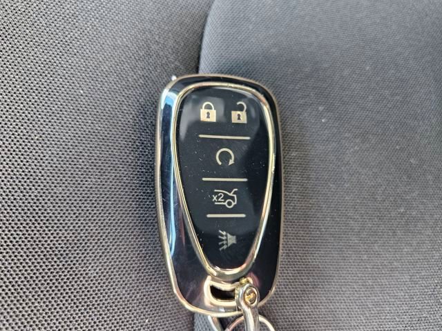 Used 2021 Chevrolet Camaro LT image 28