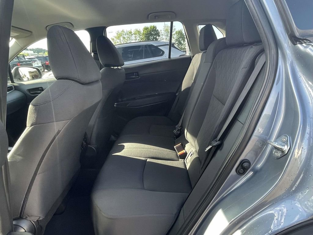 Used 2022 Toyota Corolla Cross LE AWD/4WD image 13