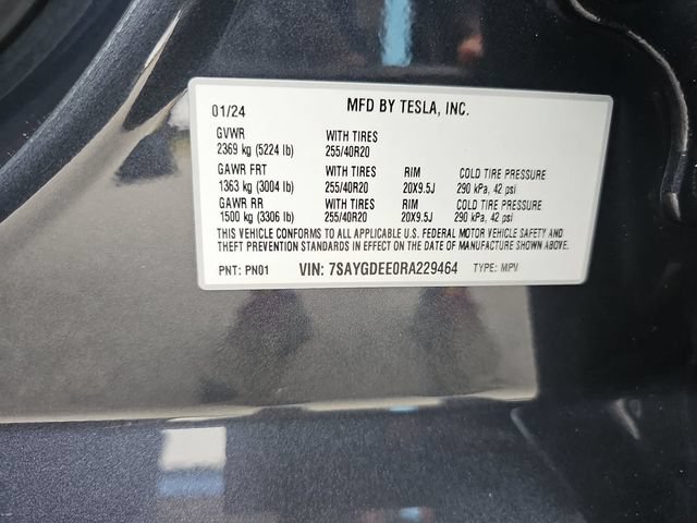 Used 2024 Tesla Model Y Long Range AWD/4WD image 40