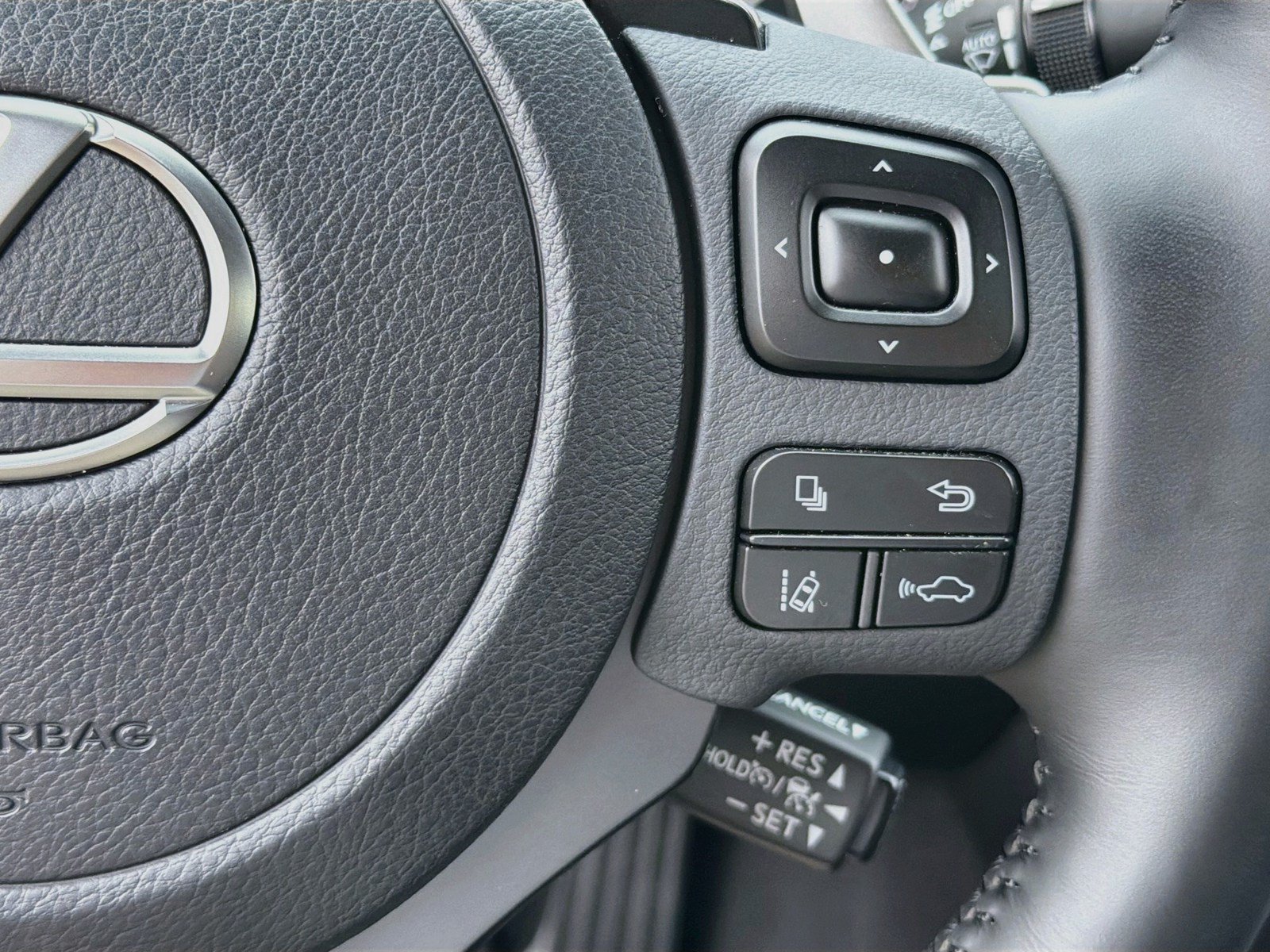 Used 2024 Lexus IS 300 w/ Comfort Package RWD image 19