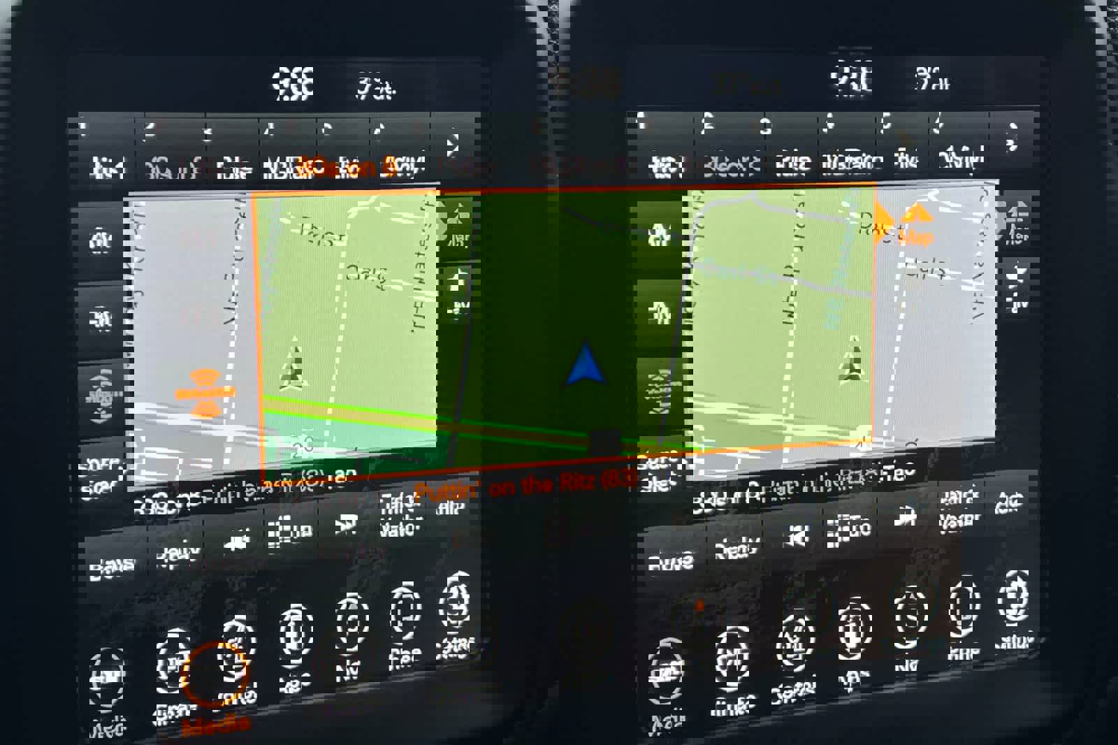 Used 2023 Jeep Renegade Trailhawk w/ Trailhawk Elite Group image 20