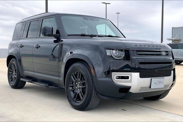 Used 2025 Land Rover Defender 110 S image 13