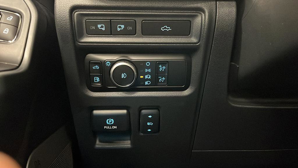 Used 2024 Ford F150 Lariat w/ Bed Utility Package image 31