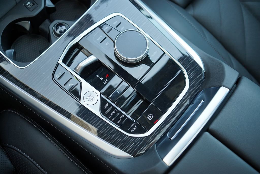 New 2026 BMW X5 sDrive40i w/ M Sport Package image 17