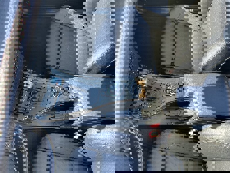 Used 2009 BMW 335i Convertible image 26