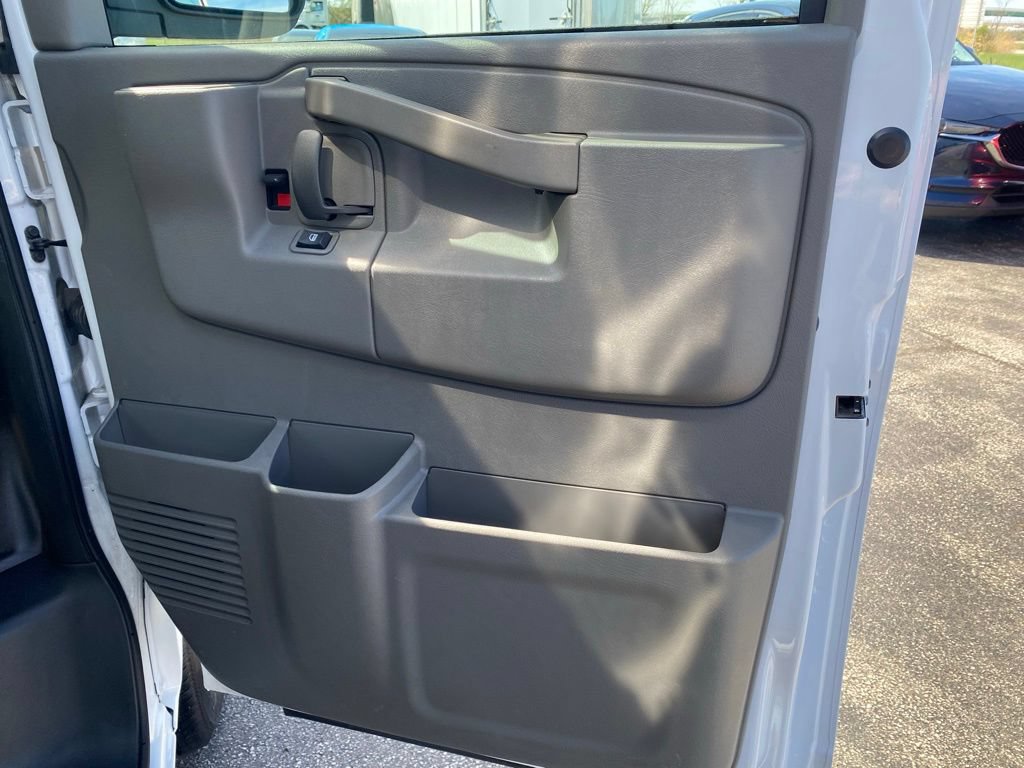 New 2025 Chevrolet Express 3500 w/ Power Convenience Package RWD image 21