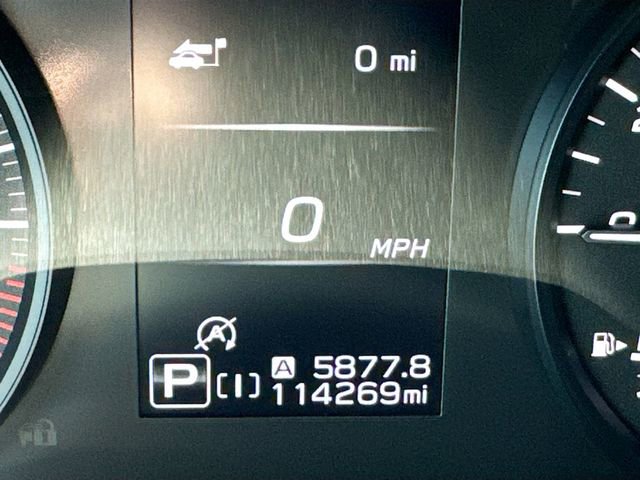 Used 2024 Subaru Crosstrek 2.0i AWD/4WD image 12